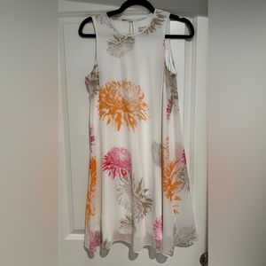 Floral Calvin Klein size 8
